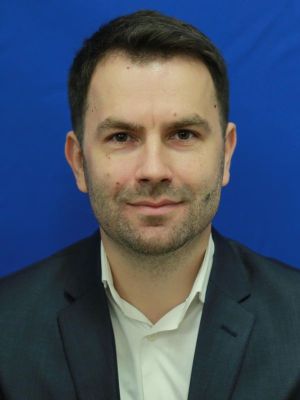 Să nu votezi învestirea unui guvern cu puteri depline înseamnă iresponsabilitate